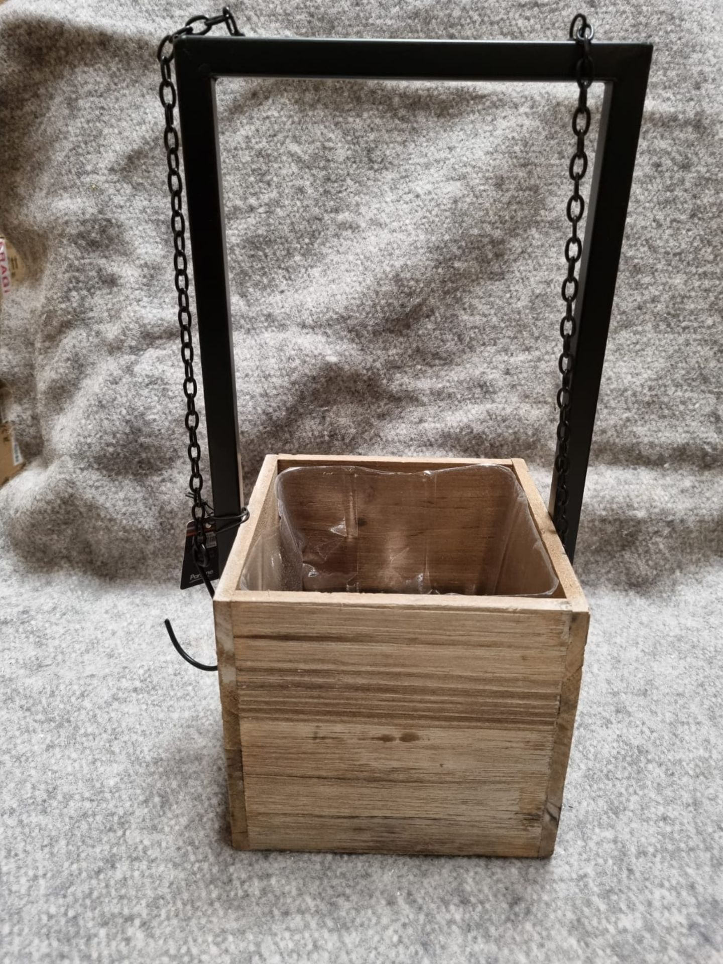 Parlane New Retail Item Hanging Box Planter Natural Wood 415 X 220mm (820281)