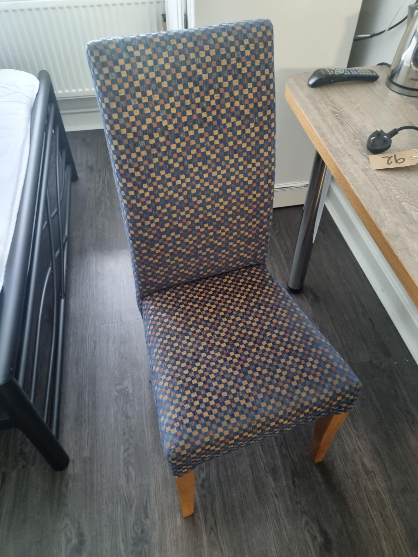 Blue Patterned High Back Chair With Pine Legs W 440mm D 390mm H 990mm - Bild 2 aus 2