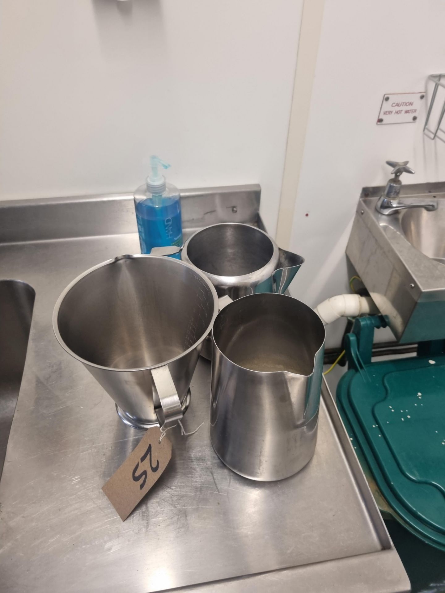 2 x Stainless Steel Jugs - Bild 2 aus 2