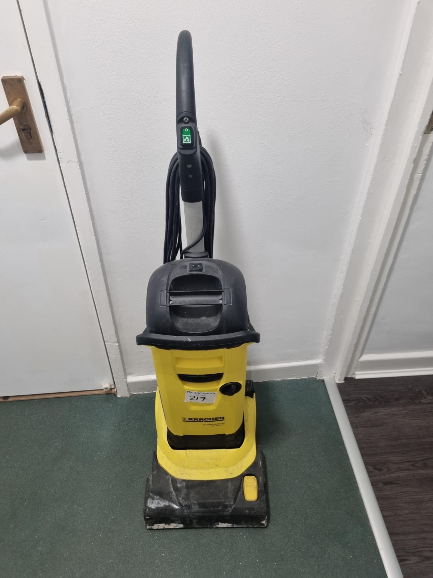 Karcher Scrubber Dryer BR 30/4 C