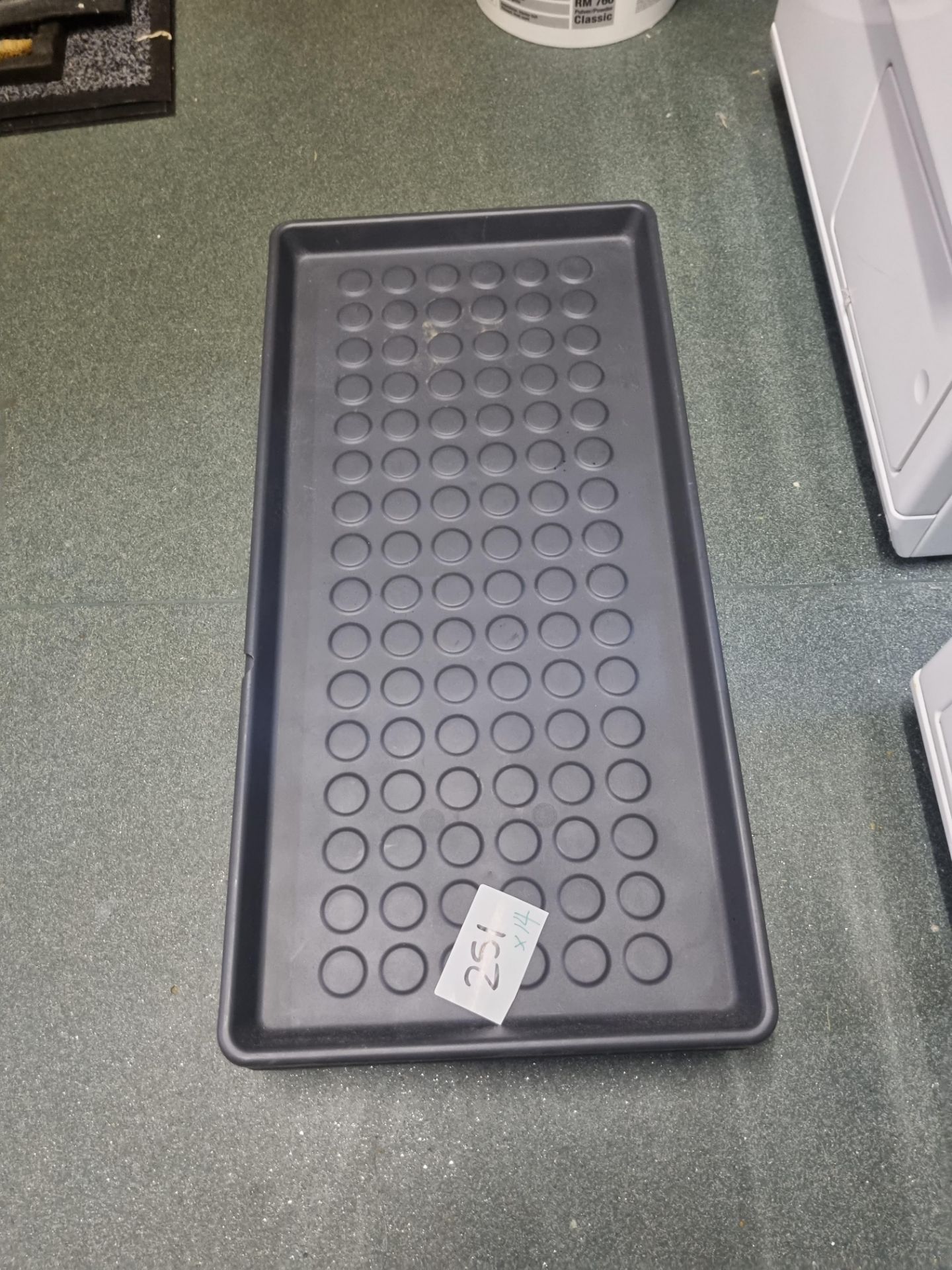 13 x Rubber Boot/Shoe Trays - Image 2 of 2