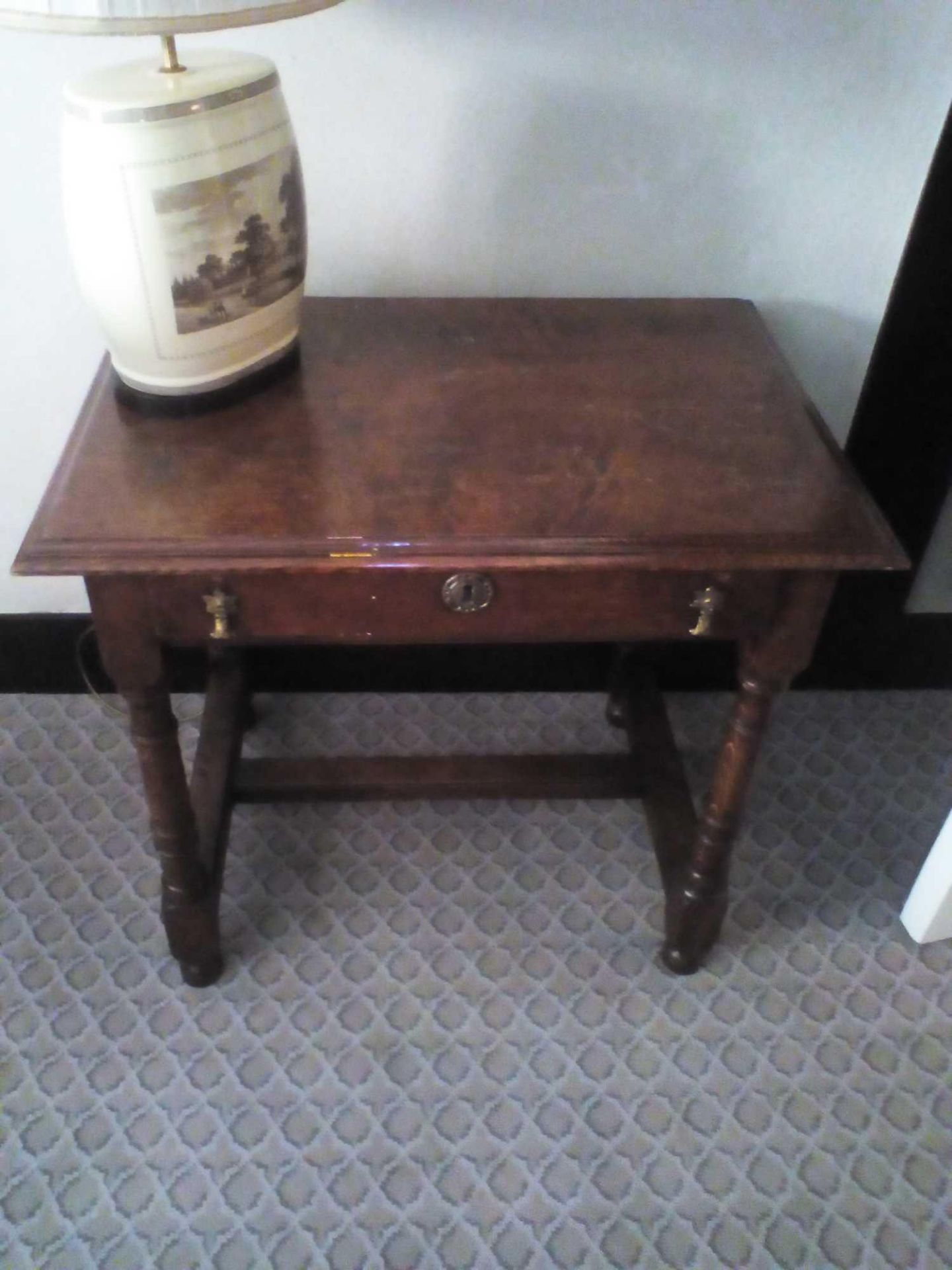 A Mahogany Two Drawer Side Table 69 x 55 x 70cm (Room 104) - Bild 2 aus 2