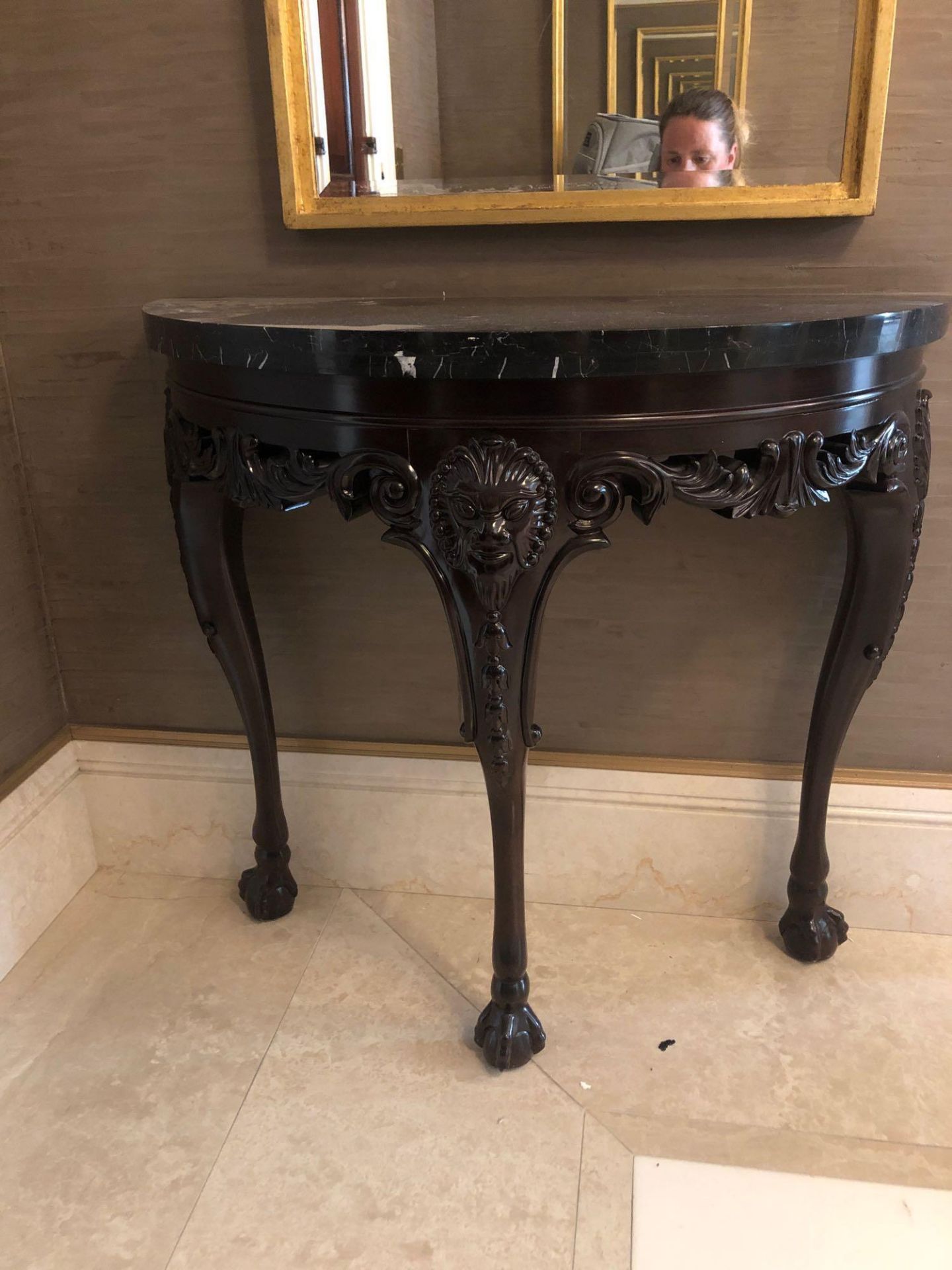Demi Lune Console Table Wooden Table With Carved Details And Black Marble Top 85 x 39 x 78cm (Room - Image 2 of 2