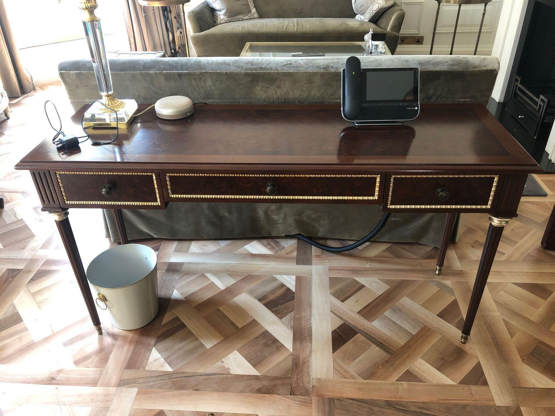 Writing Table Mounted On Tapering Legs Decorated With Gilded Bronzes Fitted Drawers Fitted With