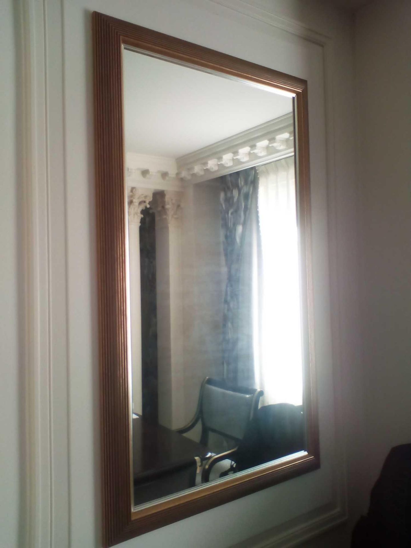 A Wood Framed Rectangular Accent Mirror 110 x 66cm (Room 102) - Bild 2 aus 2