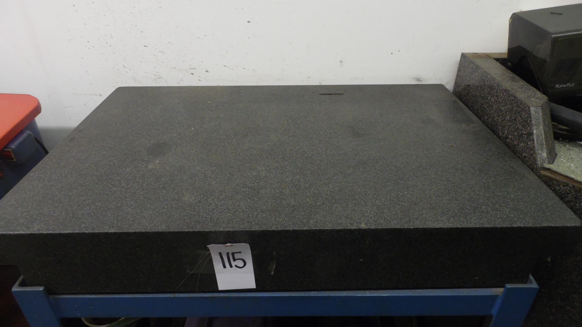 2' X 3' GRANITE SURFACE PLATE w/ STAND