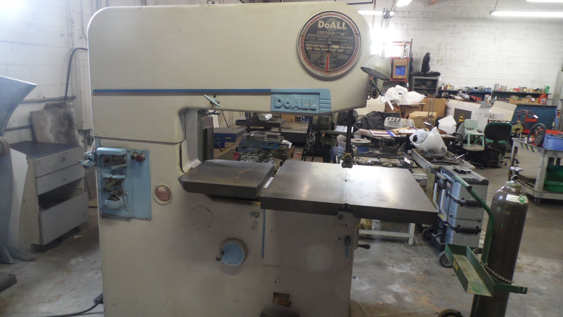 DOALL VERTICAL BANDSAW CONTOUR 36"