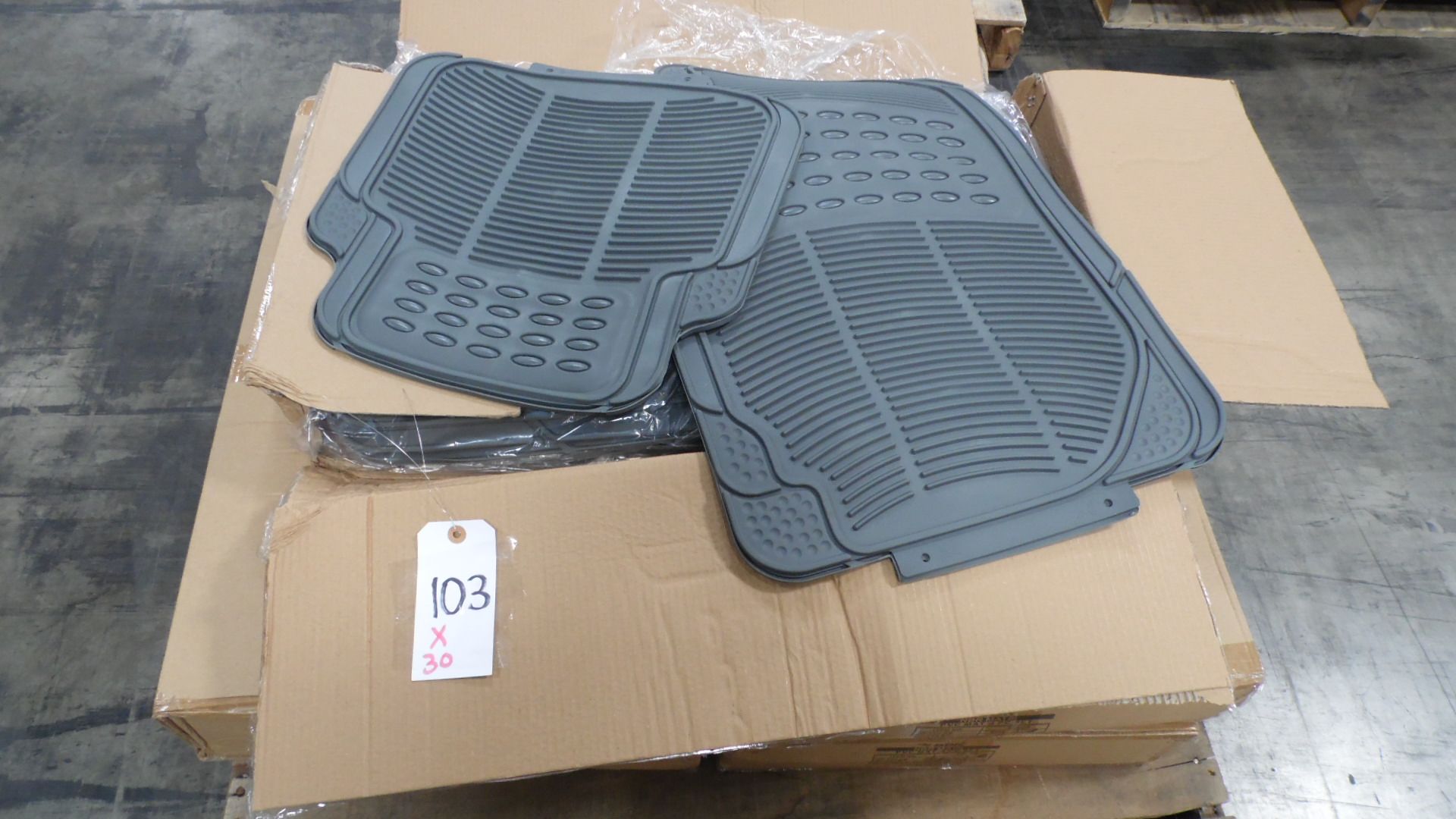 4 PIECE CAR / TRUCK MAT