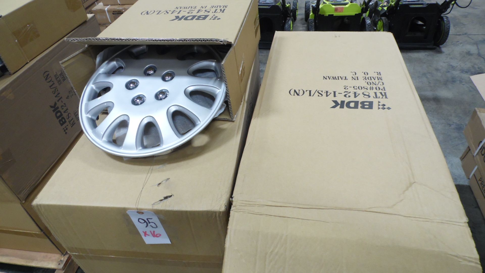 SETS OF 4 14" CAR HUBCAPS