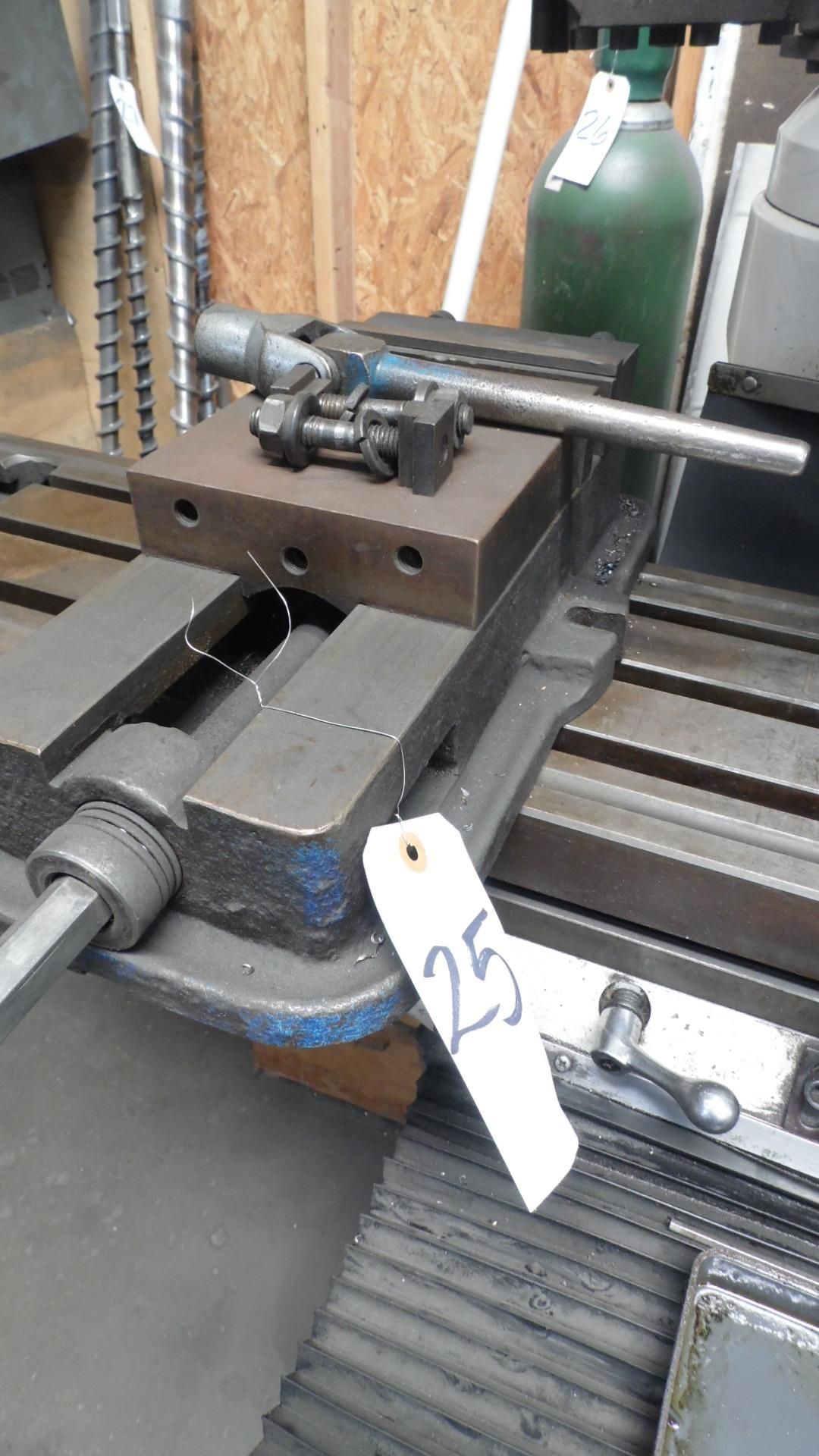 MACHINE VISE