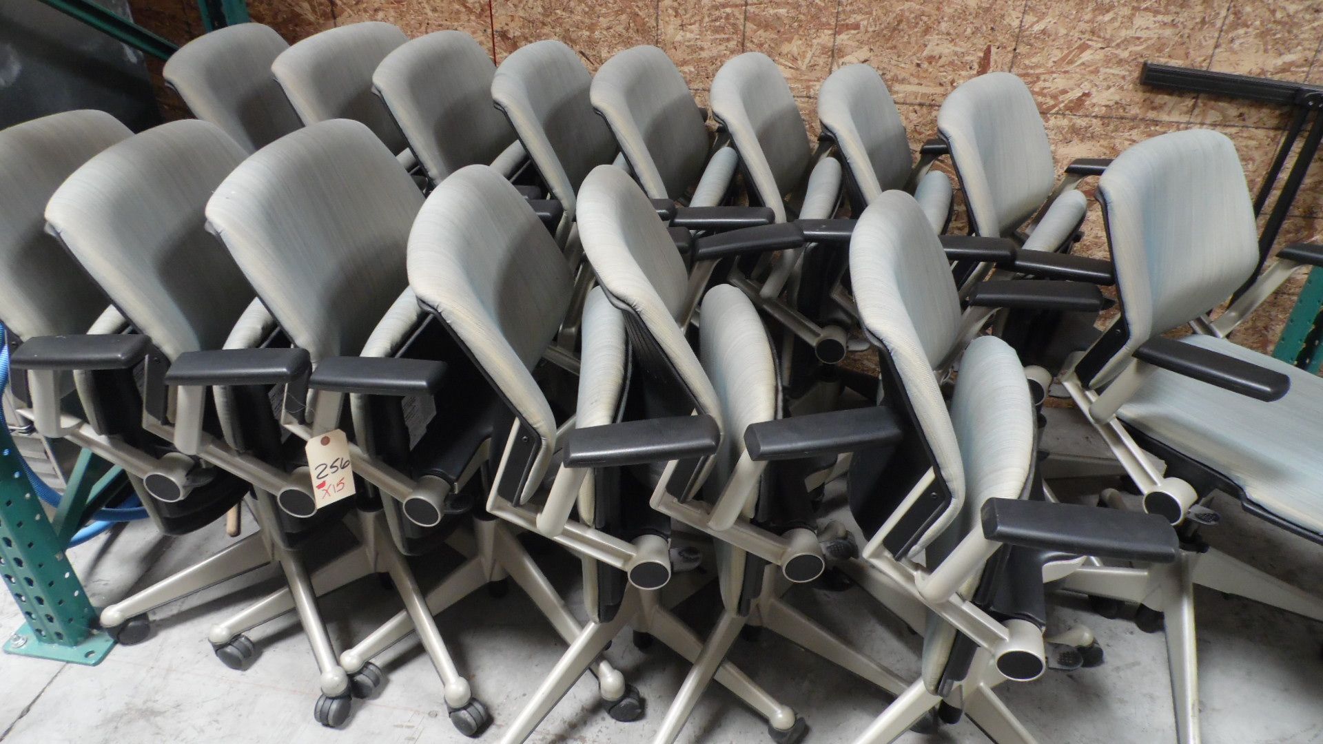 ROLLING FOLDING OFFICE CHAIRS