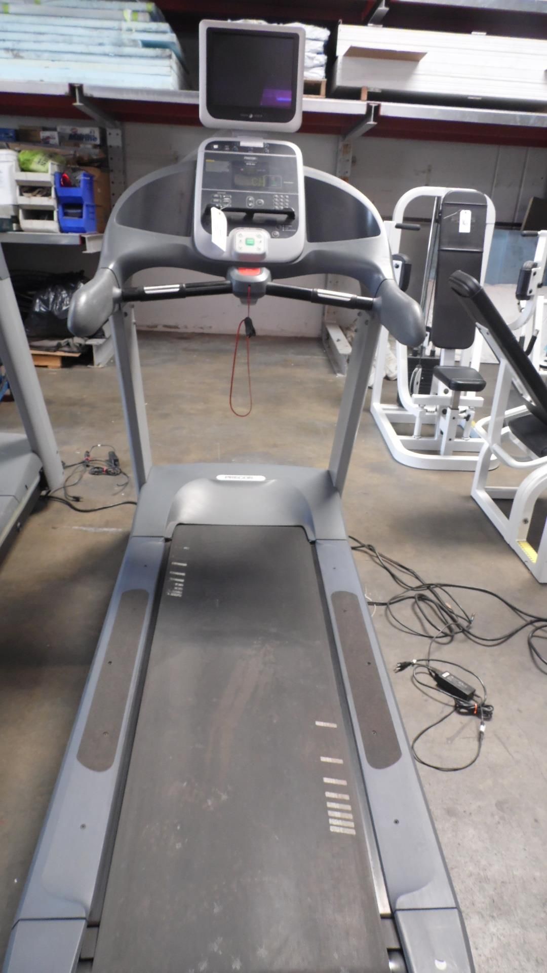 PRECOR DIGITAL READOUT TREADMILL