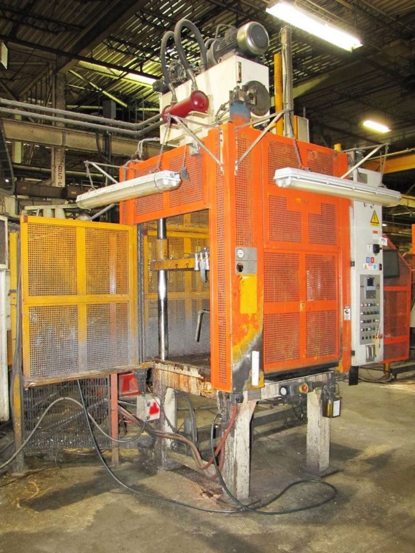 2012 Diesse T25 NG +S 25-Ton Trim Press - Image 2 of 5