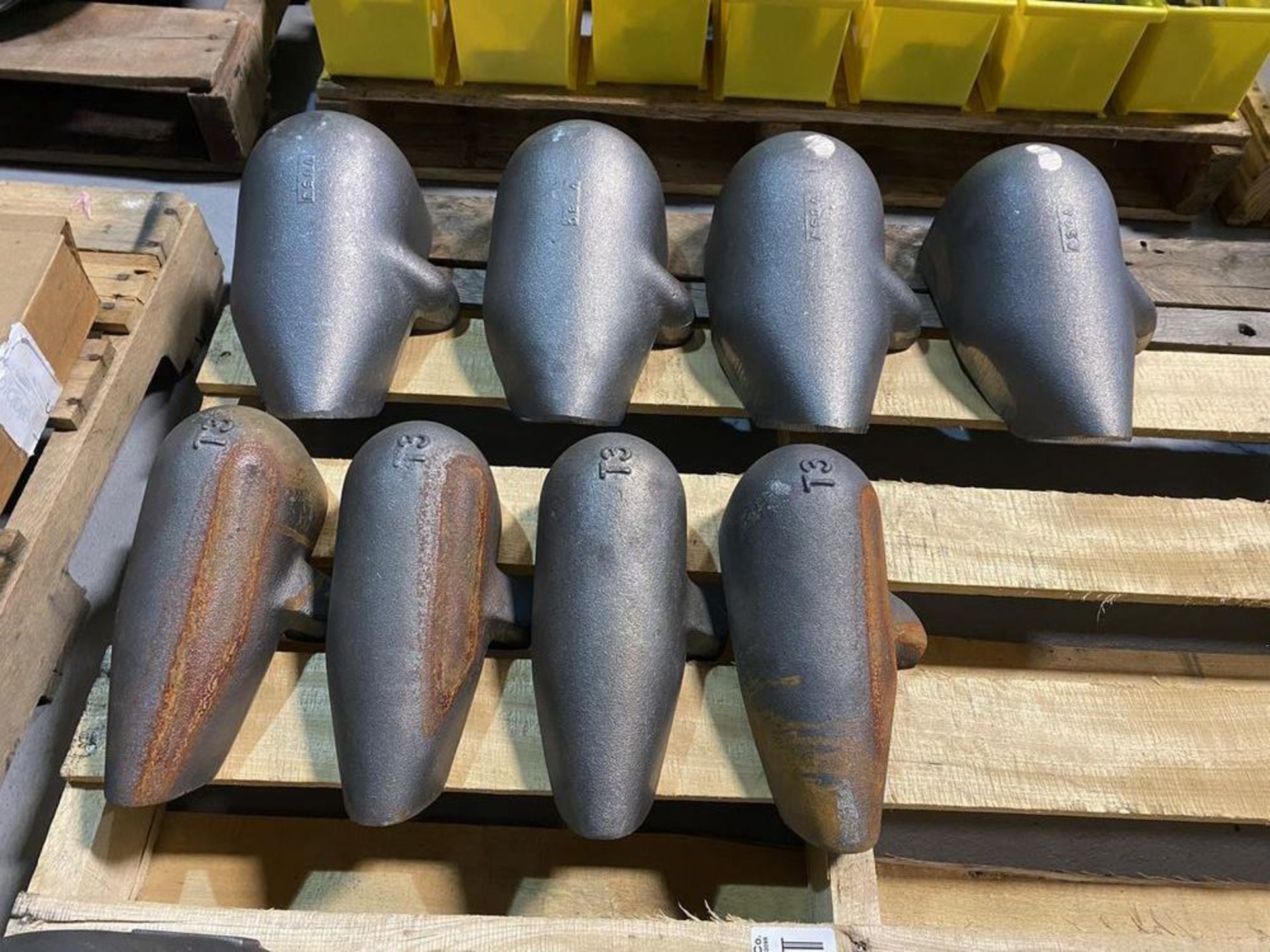 (1) Skid Of Northern Iron Various Size Die Cast Ladles  - Image 2 of 3