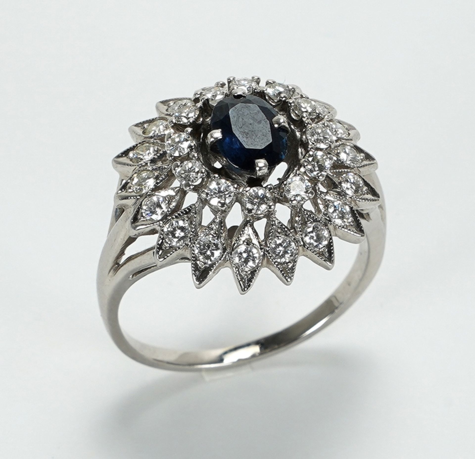 Saphir-Diamantring