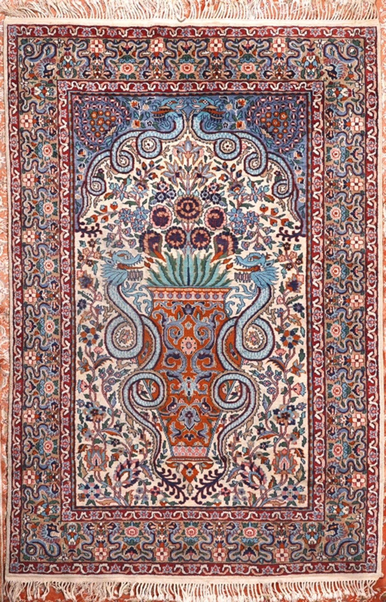 Vasenteppich | Vase carpet