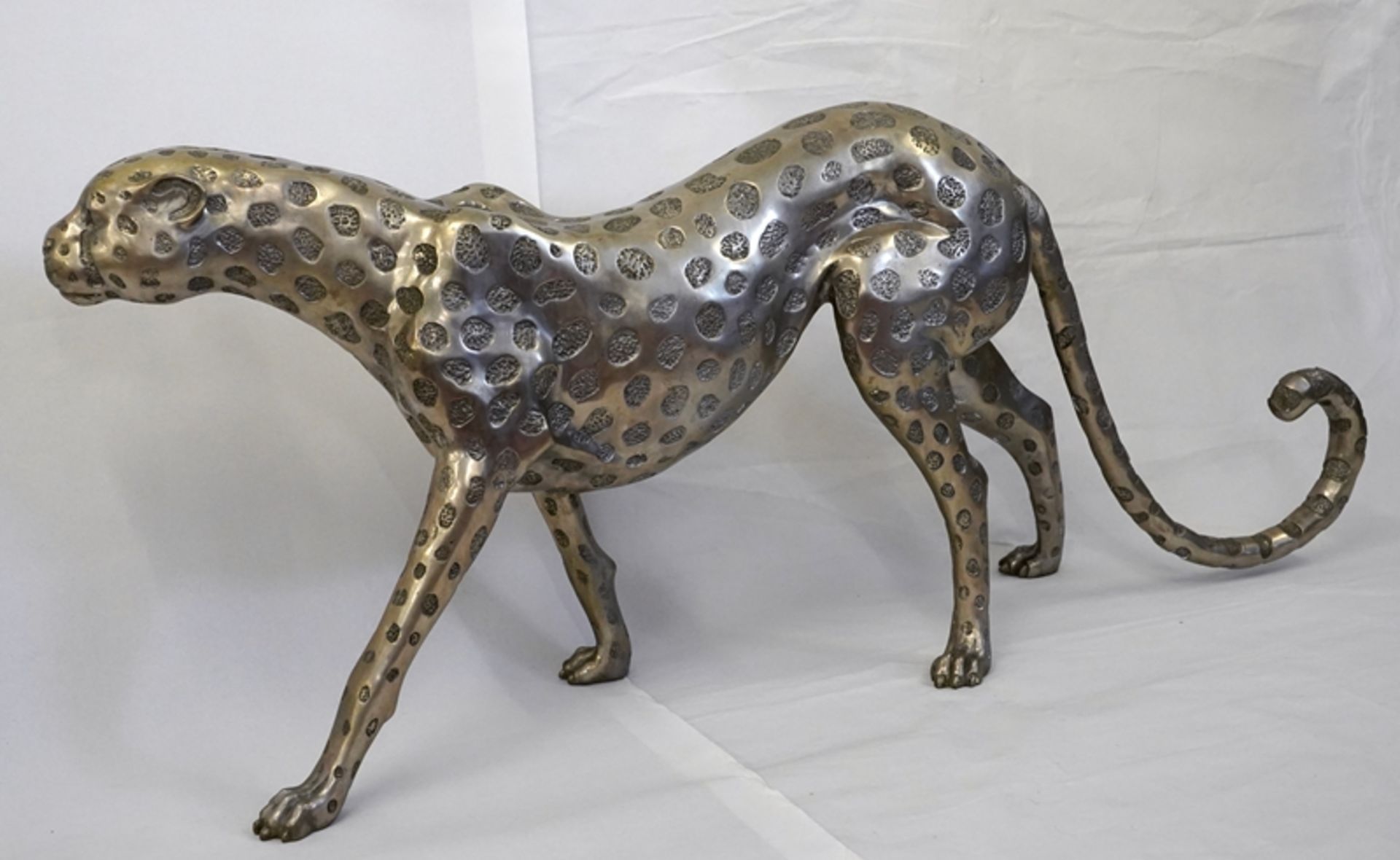 Dekorativer Gepard | Decorative cheetah - Image 2 of 7