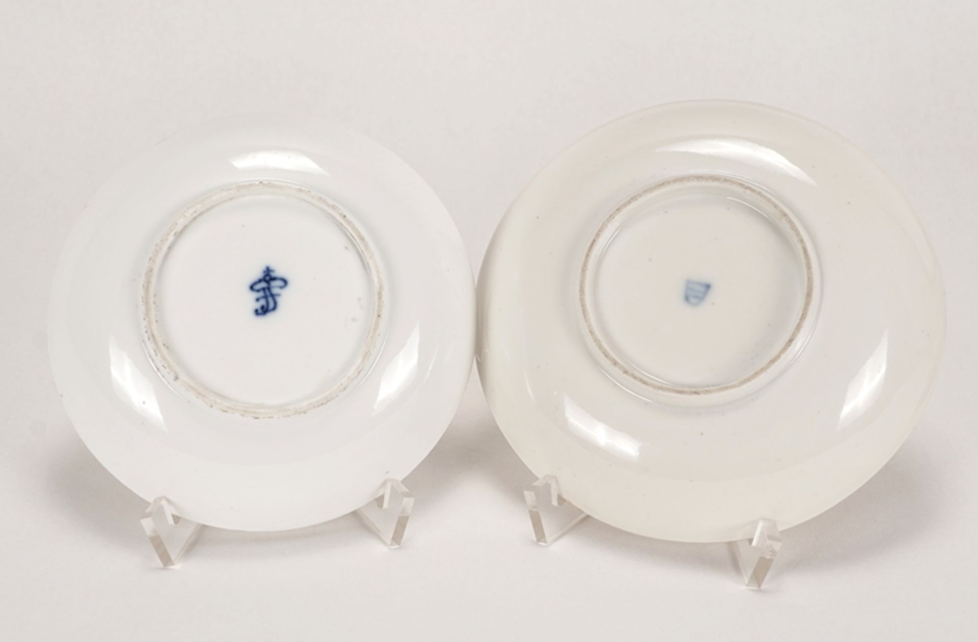 Zwei kleine Zierteller | Two small decorative plates - Image 5 of 5
