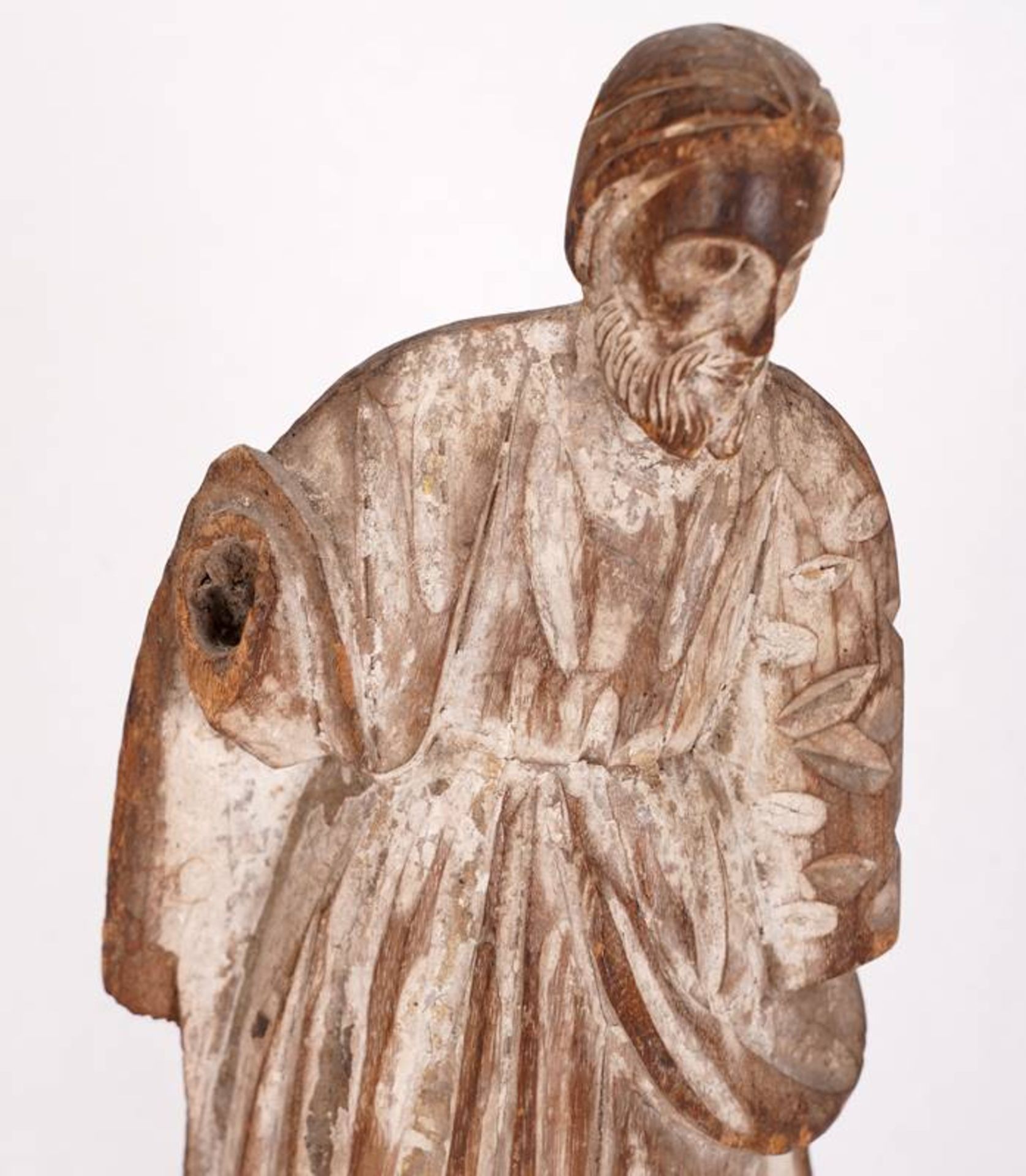 Figure of a saint - Image 4 of 5