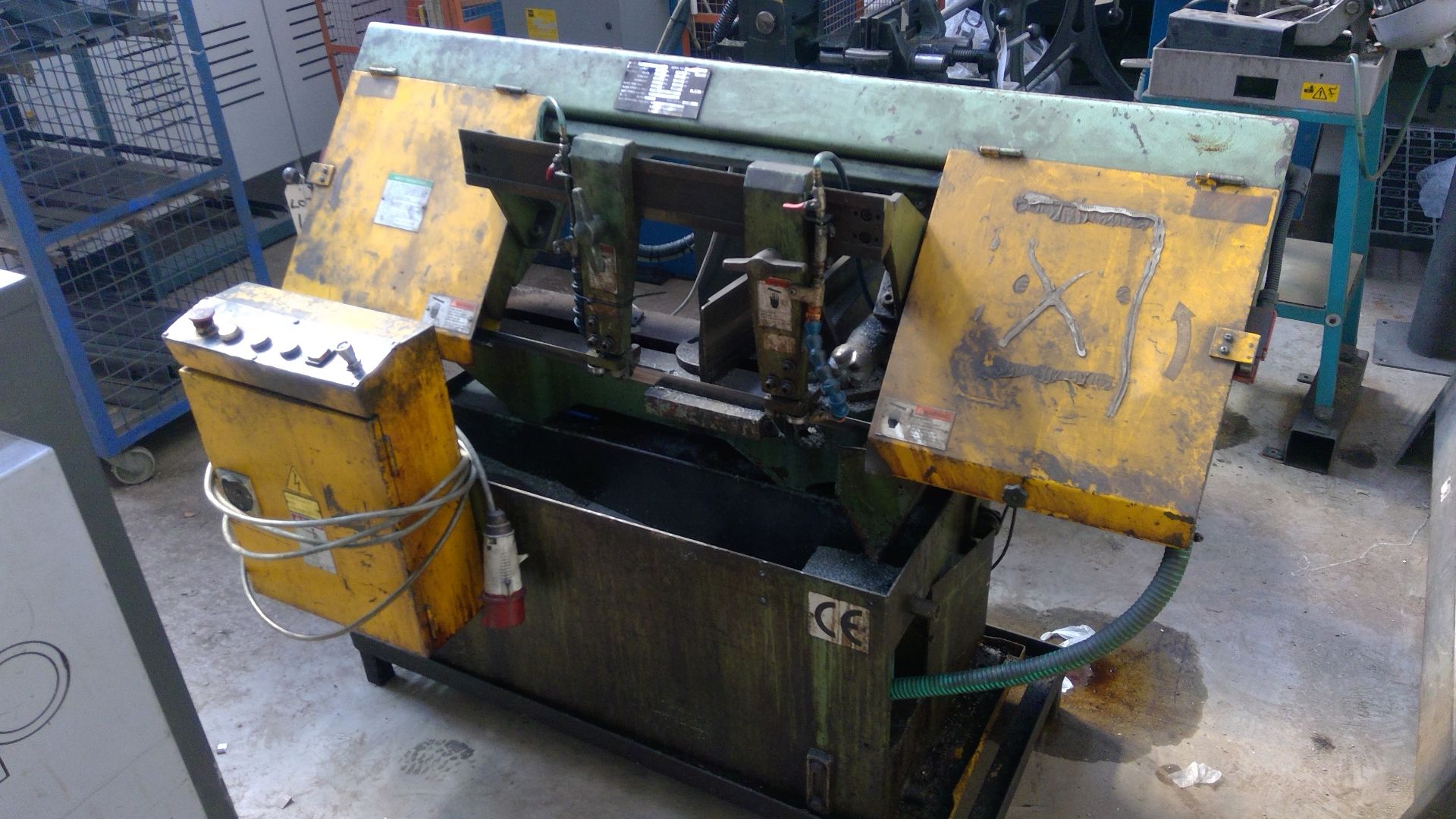 MH-101654 Bandsaw