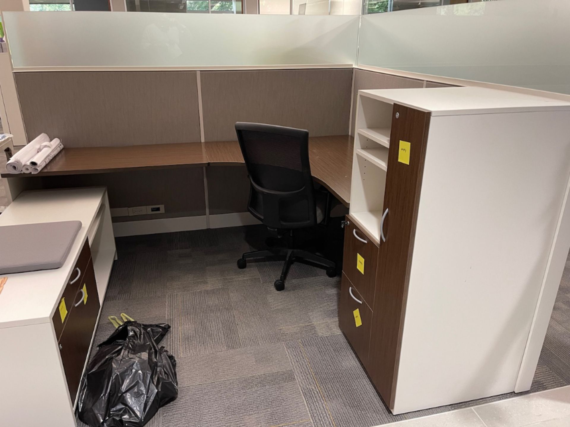 Office Cubicles - 25 - Image 22 of 27