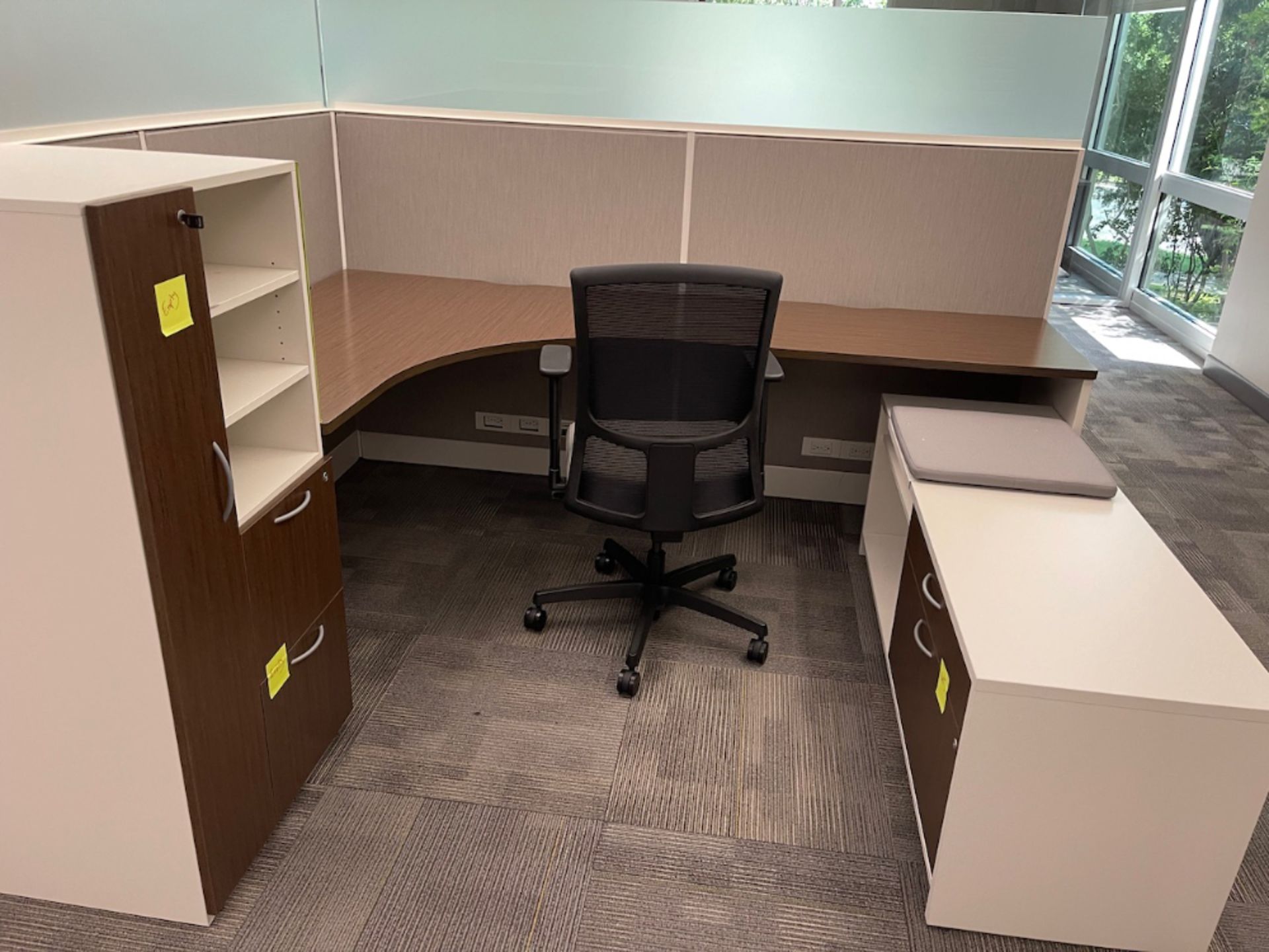 Office Cubicles - 25 - Image 14 of 27