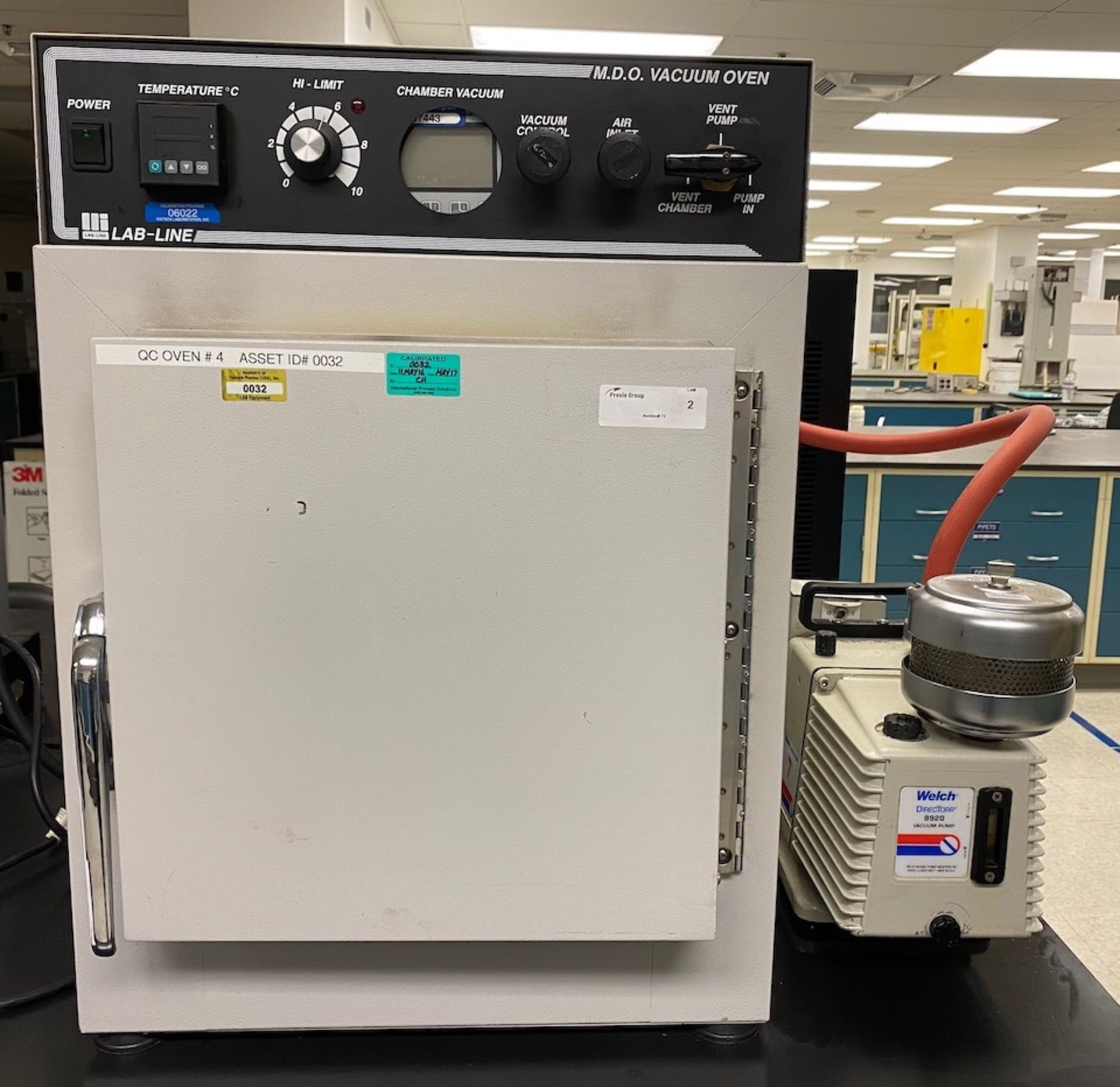 Lab-Line Vacuum Oven.