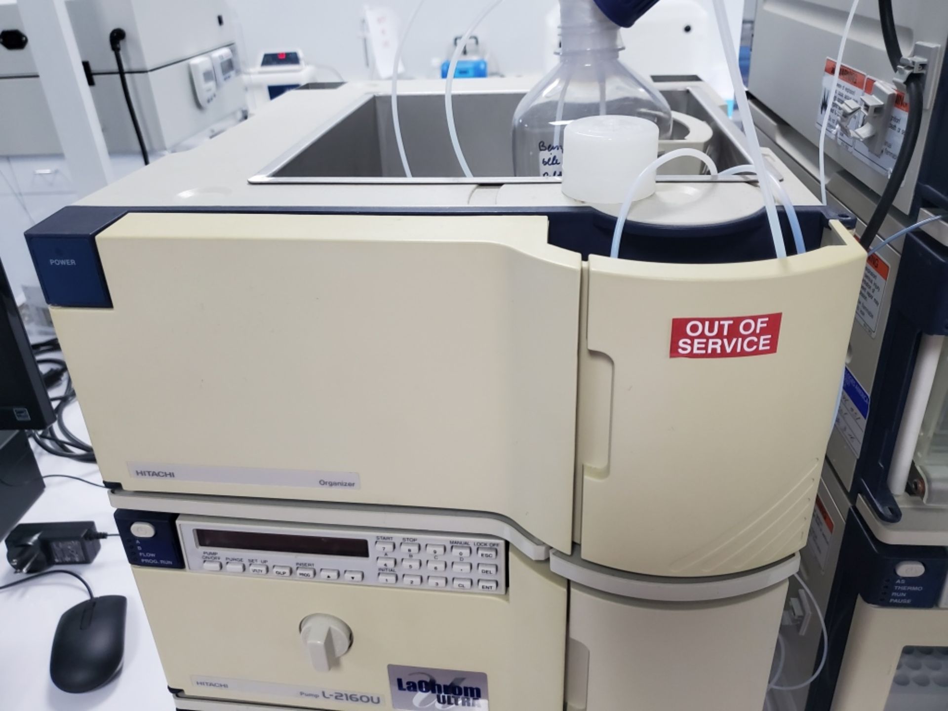 Hitachi LaChrom Ultra Series HPLC System - Image 14 of 20