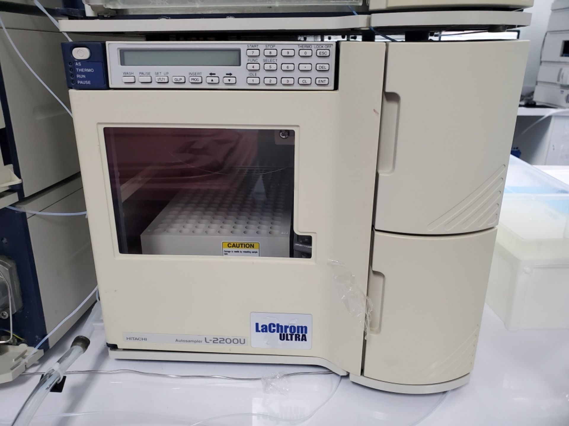 Hitachi LaChrom Ultra Series HPLC System - Image 3 of 20