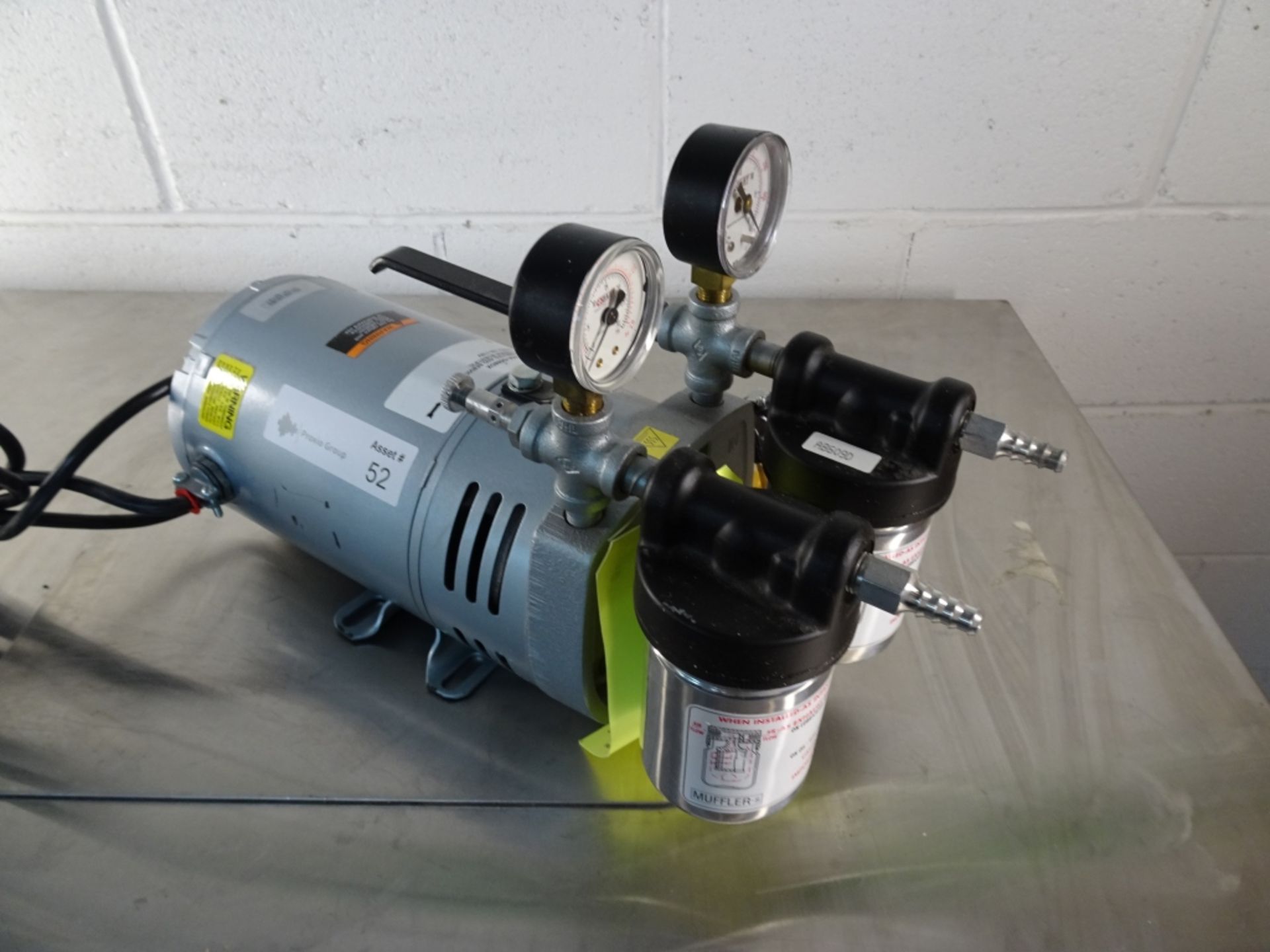 Fisher Scientific Vacuum Pump With GE 1/4 HP Motor