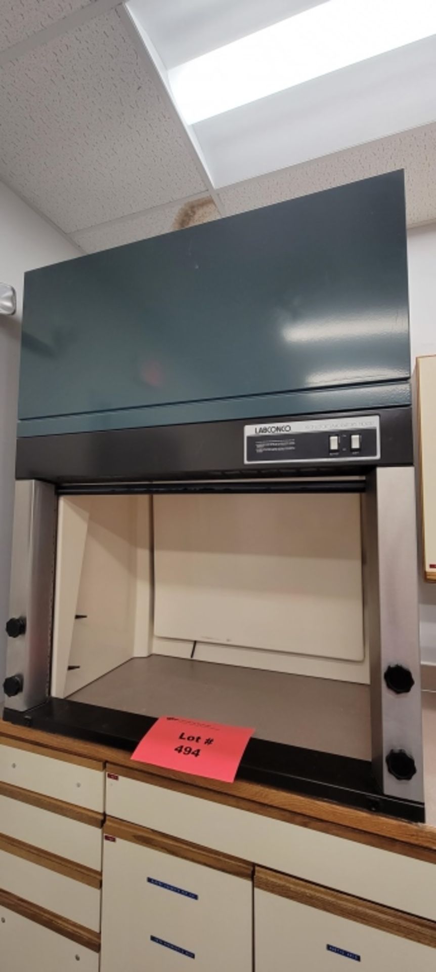 Labconco Protector Laboratory Fume Hood - Image 2 of 2