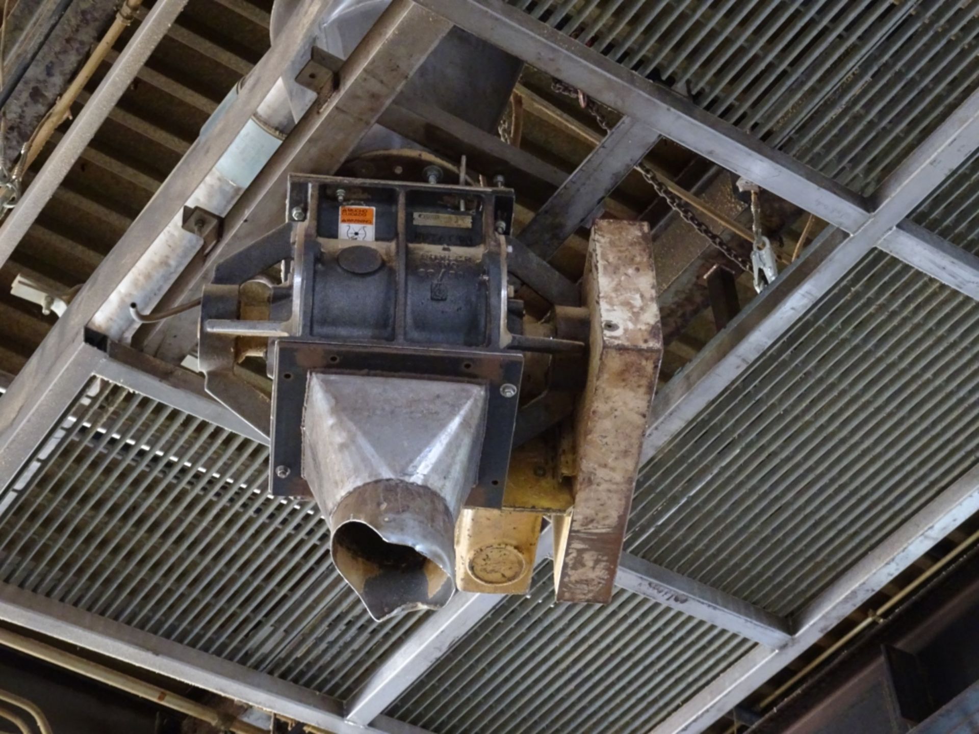 Buhler 32x32"x10' Airlock Material Drying Bin sn 54980948 w/ Associated Blow Motor, Material Feed - Image 16 of 19