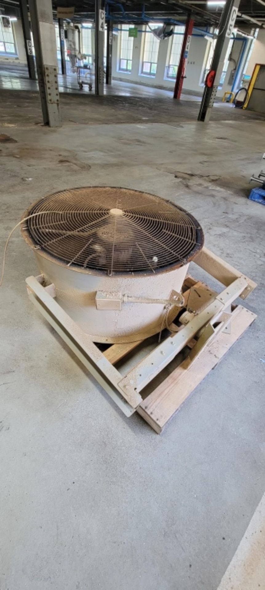 40 Ceiling Mountable Fan On Pallet"