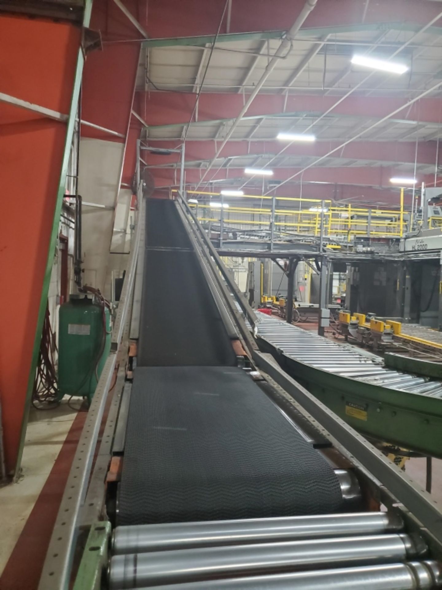 Columbia Palletizing - Cousens Pallet Wrapping Conveyor System - BULK BID FOR LOTS 1128 TO 1151 - Image 8 of 42