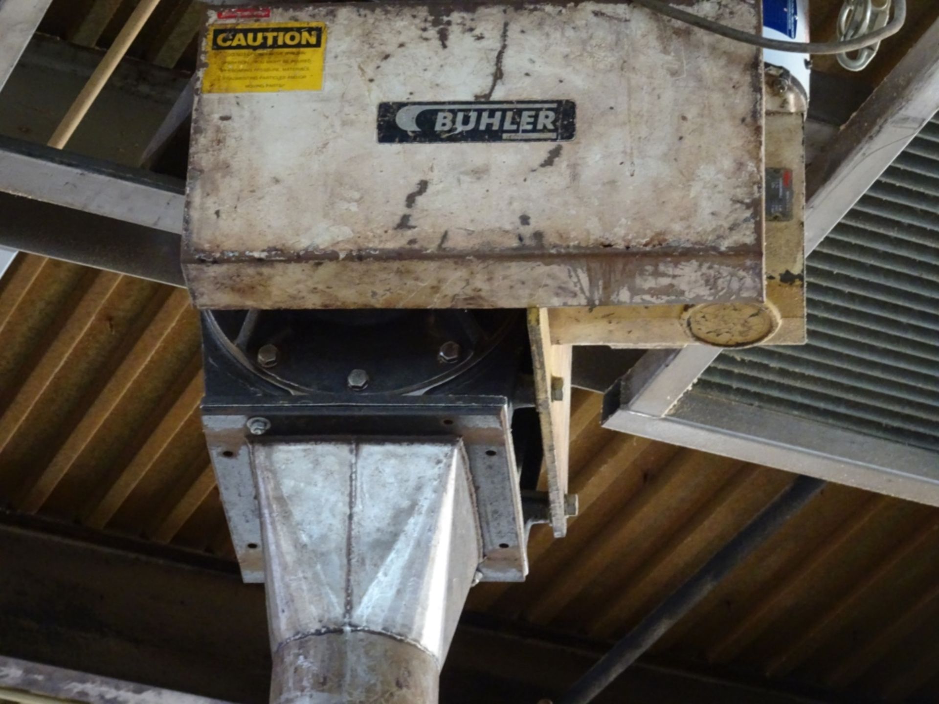 Buhler 32x32"x10' Airlock Material Drying Bin sn 54980948 w/ Associated Blow Motor, Material Feed - Image 15 of 19