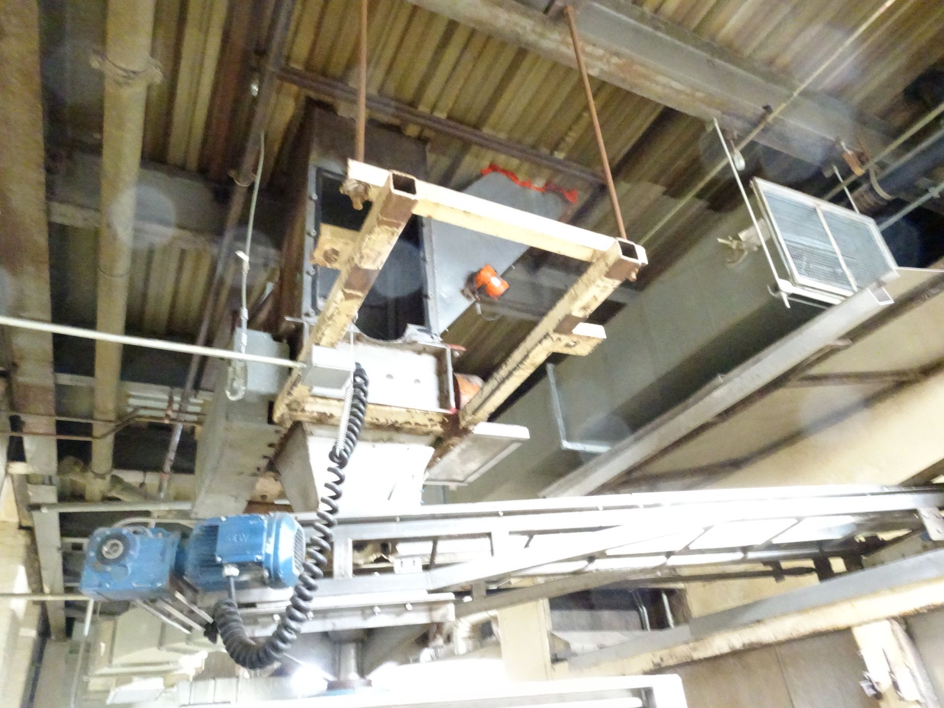(1) Bryant Approx 8'x2' Material Feed Conveyor w/ Left/Right Actuated Even Flow Distribution Arms, - Image 3 of 7