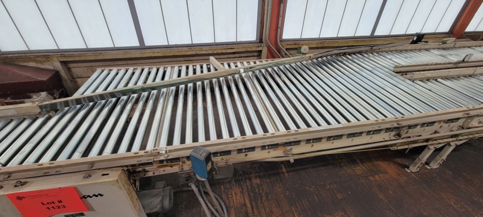 Buschman Inclined Conveyor System - BULK BID FOR LOTS 1118 TO 1125 - Image 10 of 12