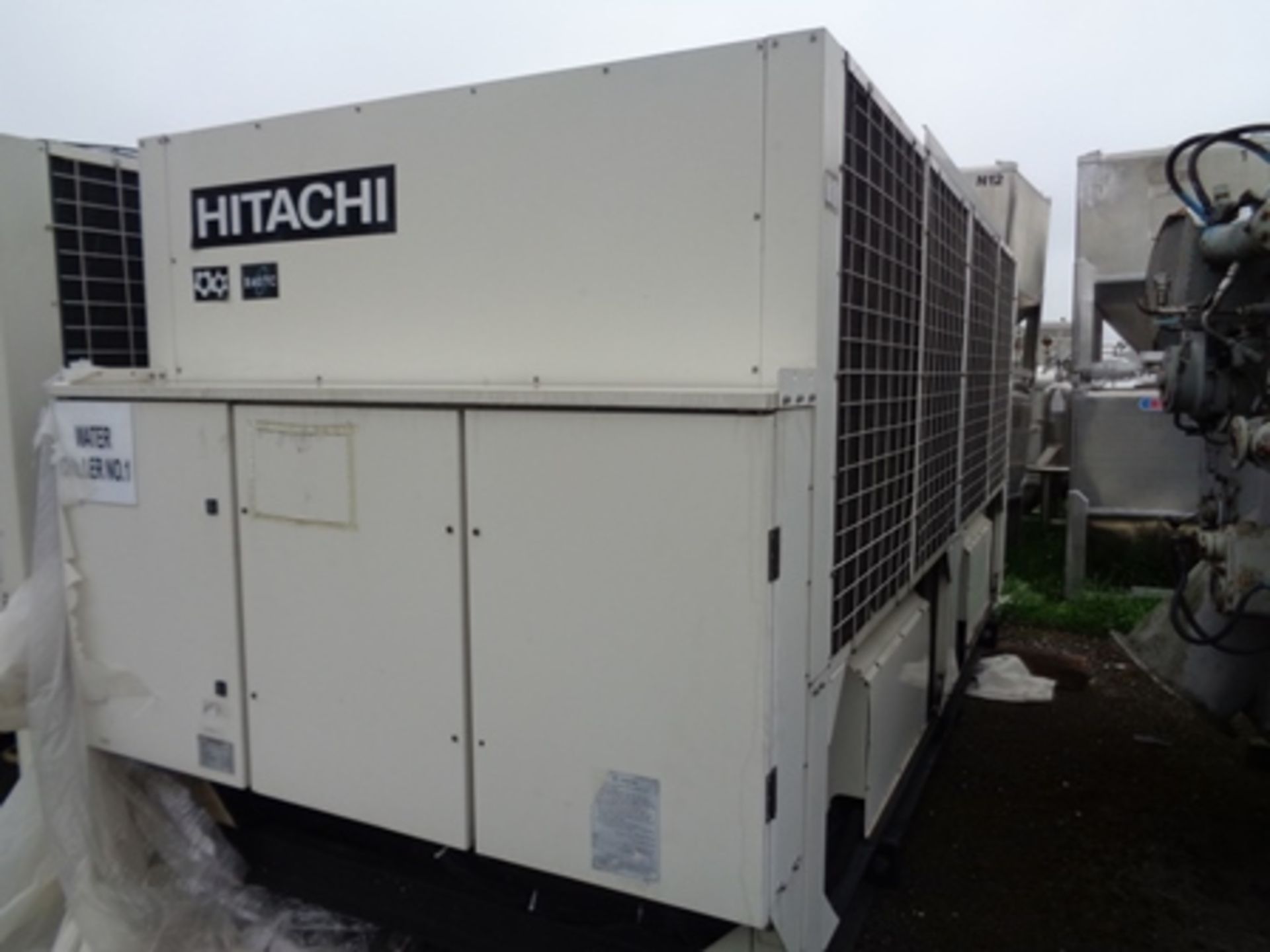 Hitachi ""H Series"" air cooled chiller model RCUG 150AHYZ1. 103 tons. new 2011. Chiller utilizes - Image 2 of 4