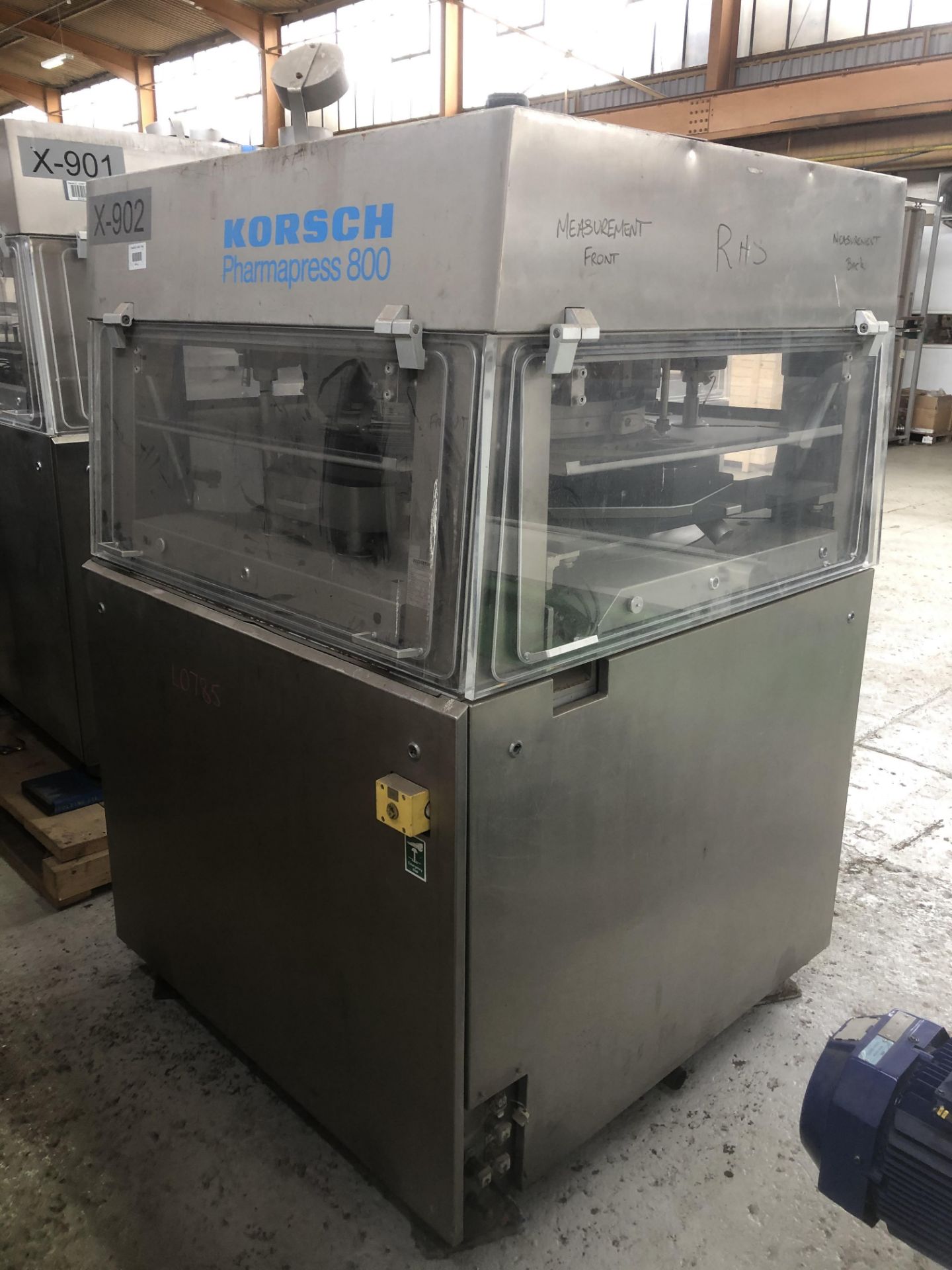 Korsch type PH800/77 tablet press. Stainless steel 316L and 304 contact parts. Has (77) punches