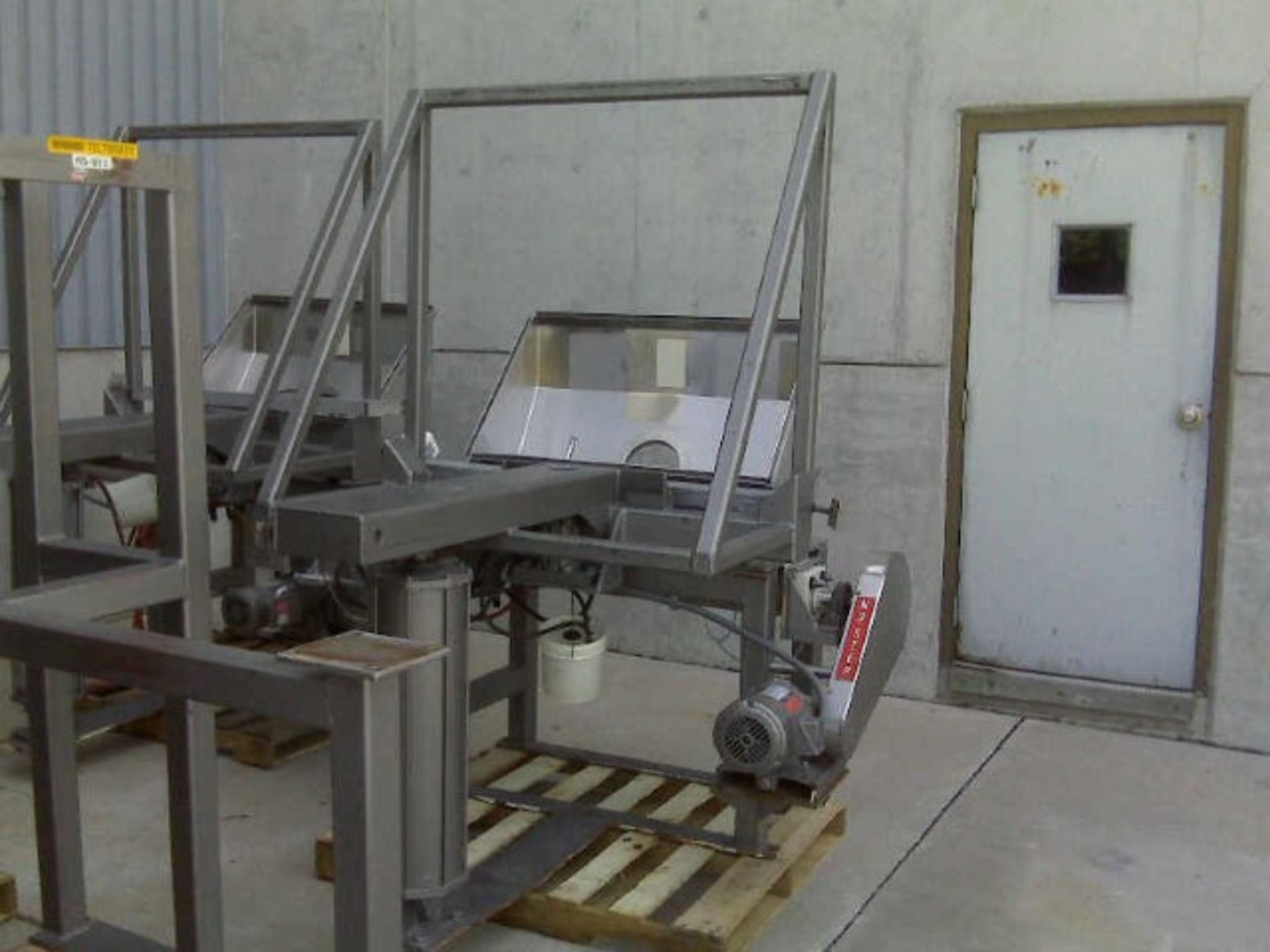 Custom Metal Craft Tote Tilt Discharge Station. Designed to empty powder tote bins. Consists of a - Image 4 of 4