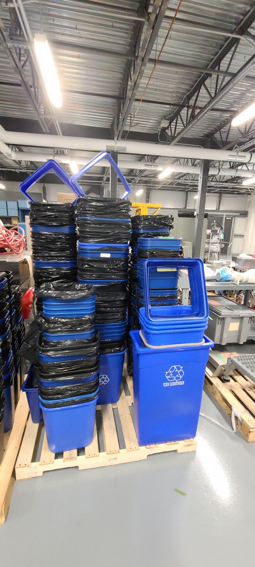 Lot Plastic Bins - Image 2 of 3