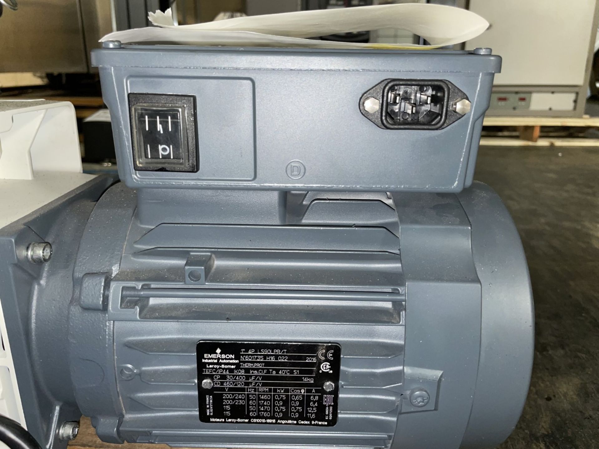 Busch Vacuum Pump, Model RH0021B, .9 KW - Image 3 of 5