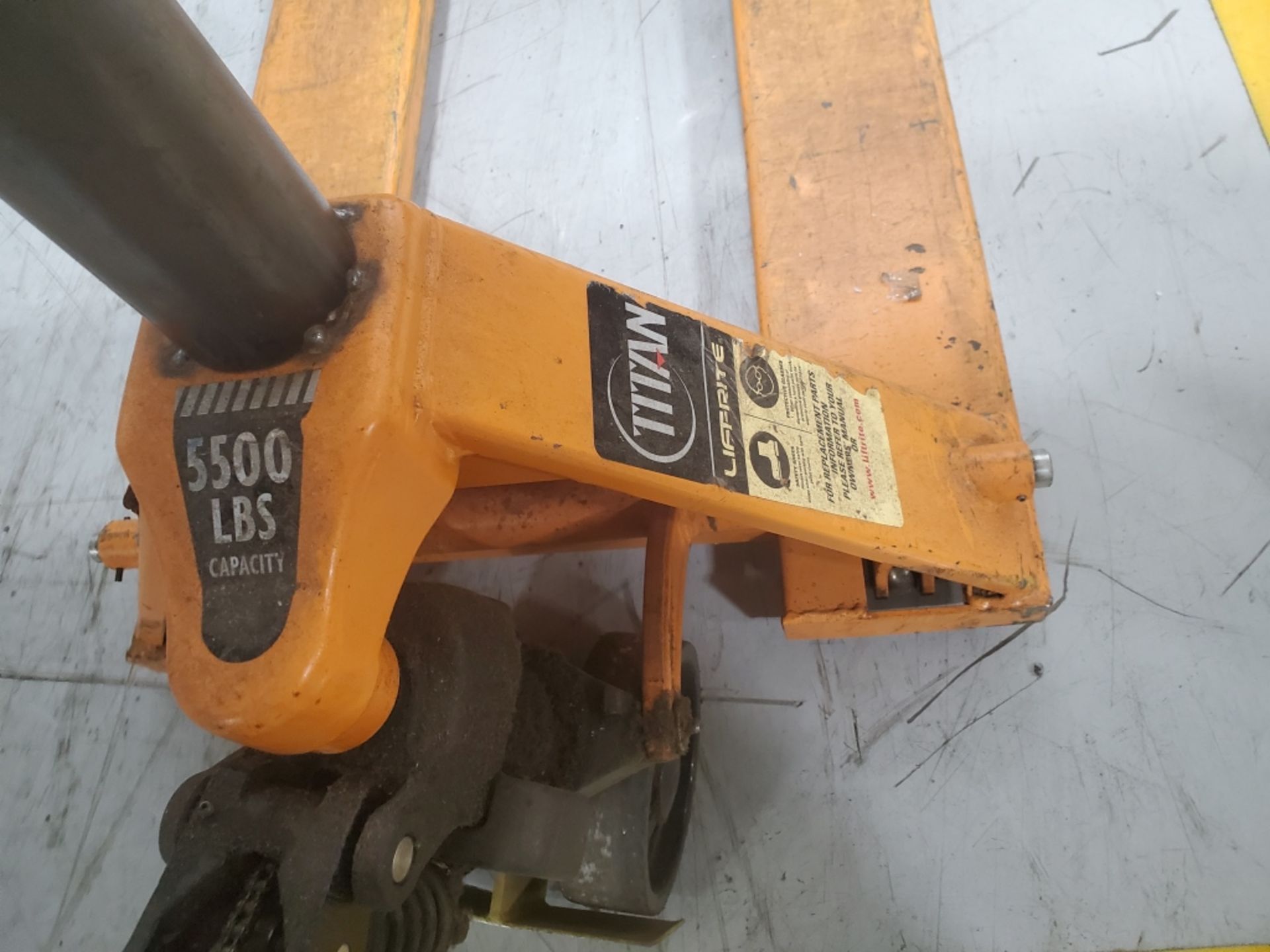 Liftrite Titan Series 5500Lb Capacity Pallet Jack - Image 3 of 3