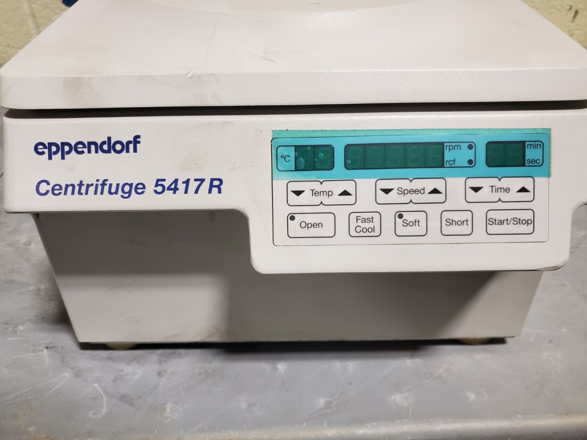 Eppendorf Refridgerated Centrifuge Model 5417R - Image 2 of 4