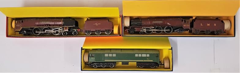 Three Hornby Dublo 00 Gauge Model Locomotives - EDL 2 Loco & Tender L.M.S. "Duchess of Atholl" (2 - Image 2 of 2