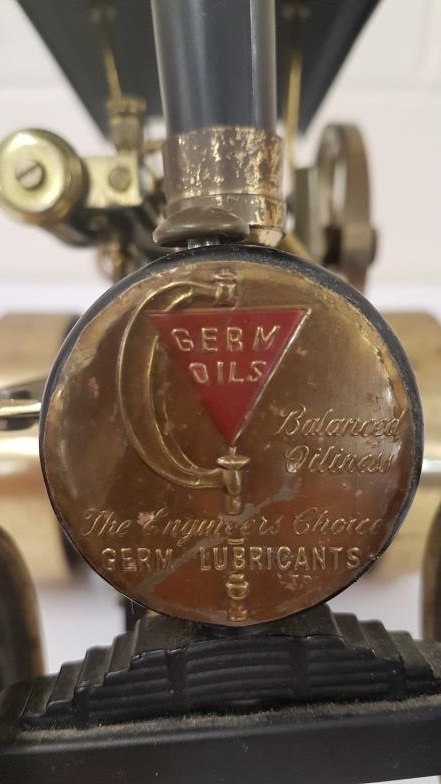 Wilesco D406 Steam Traction Engine black & brass - Germ Oils - Image 4 of 4