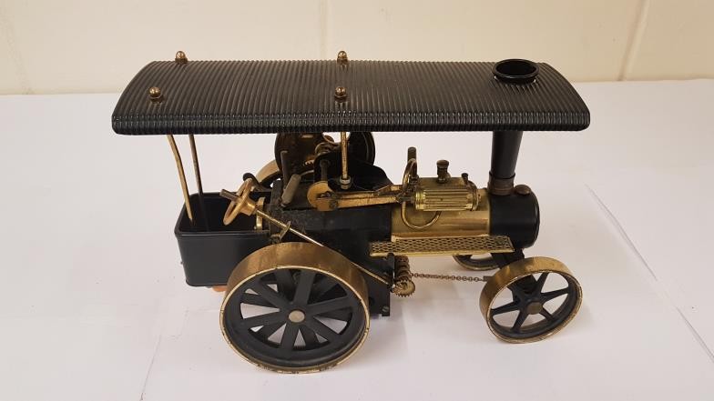 Wilesco D406 Steam Traction Engine black & brass - Germ Oils - Image 2 of 4