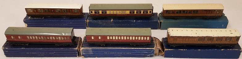 Collection of Six Hornby Dublo OO Gauge Coaches - D11 Passenger Wagon; D12 Corridor Coach B.R.