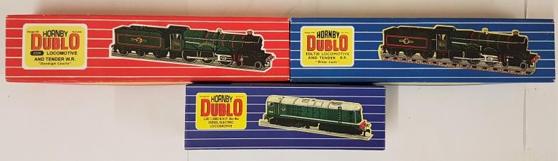 Three Hornby Dublo 00 Gauge Model Locomotives - 2220 Loco & Tender W.R. "Denbeigh Castle"; EDL T20