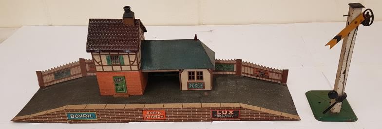 Hornby Railway Station House and Signal